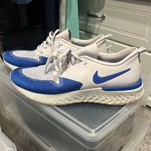 Nike odyssey react 2 flyknit